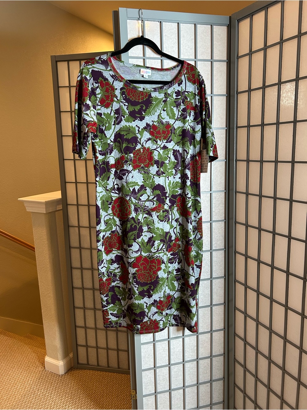 NWT LuLaRoe Julia Floral Print Short Sleeve Dress - Green & Red